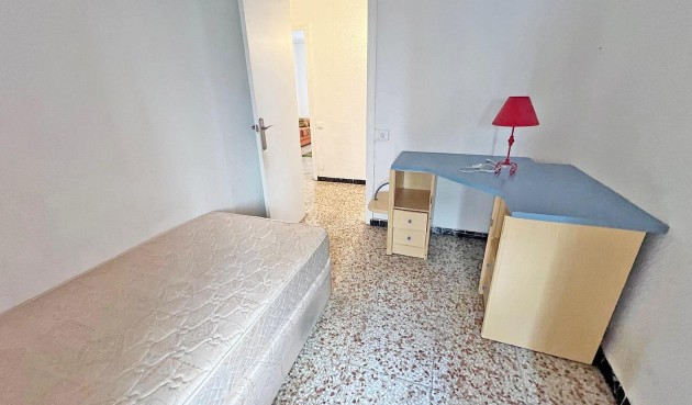 Resale - Apartment -
Guardamar del Segura - Centro