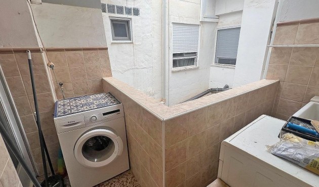 Resale - Apartment -
Guardamar del Segura - Centro