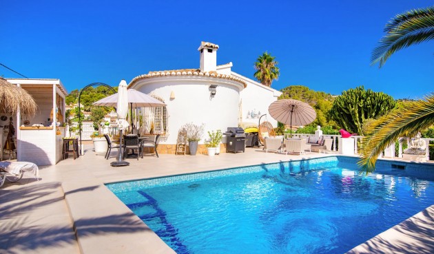 Resale - Villa -
Benissa - Costa Blanca