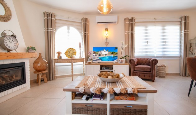 Resale - Villa -
Benissa - Costa Blanca