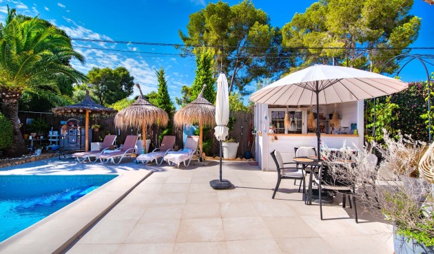 Resale - Villa -
Benissa - Costa Blanca
