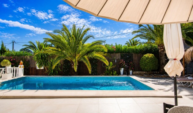 Resale - Villa -
Benissa - Costa Blanca
