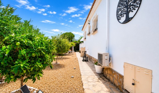 Resale - Villa -
Benissa - Costa Blanca