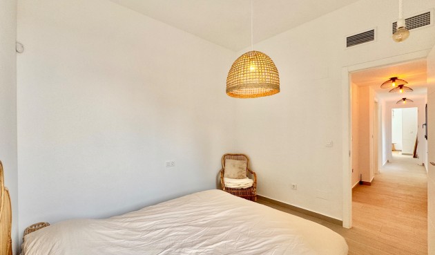 Resale - Villa -
Alicante - Costa Blanca