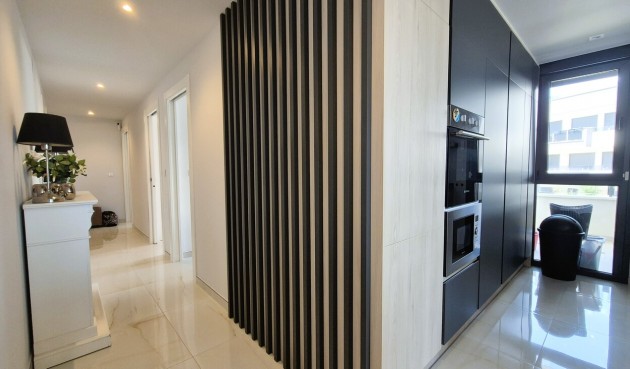 Resale - Apartment -
Playa Flamenca - Costa Blanca