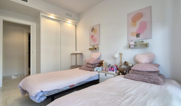 Resale - Apartment -
Playa Flamenca - Costa Blanca