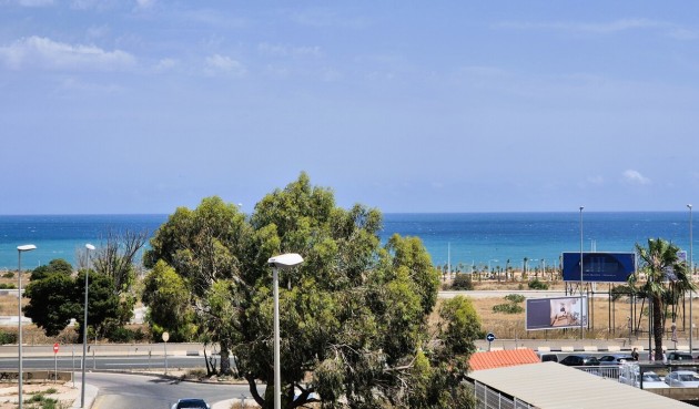 Resale - Apartment -
Playa Flamenca - Costa Blanca
