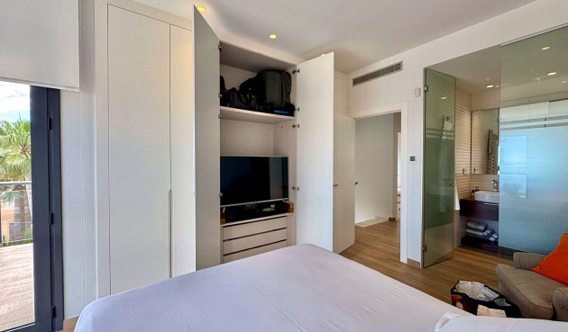 Resale - Villa -
San Miguel de Salinas - Bellavista