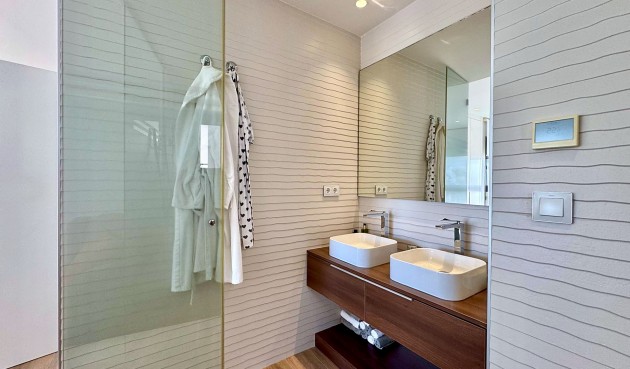 Resale - Villa -
San Miguel de Salinas - Bellavista