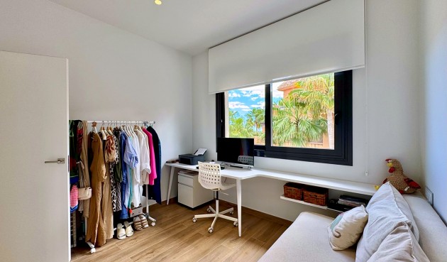 Resale - Villa -
San Miguel de Salinas - Bellavista