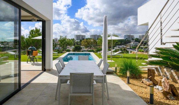 Resale - Villa -
Orihuela - Inland