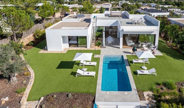 Resale - Villa -
Orihuela - Inland