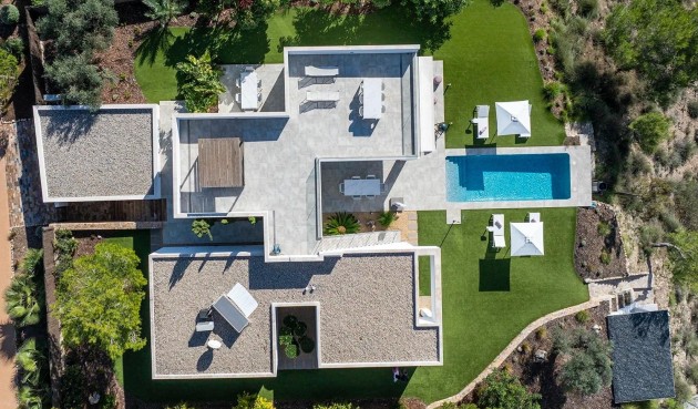 Resale - Villa -
Orihuela - Inland