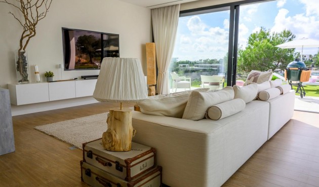 Resale - Villa -
Orihuela - Inland