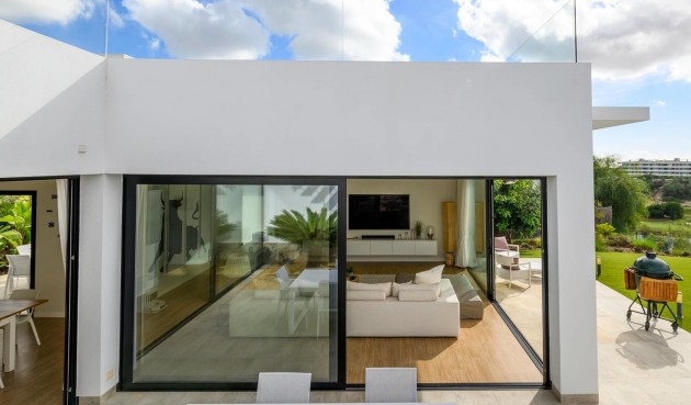 Resale - Villa -
Orihuela - Inland