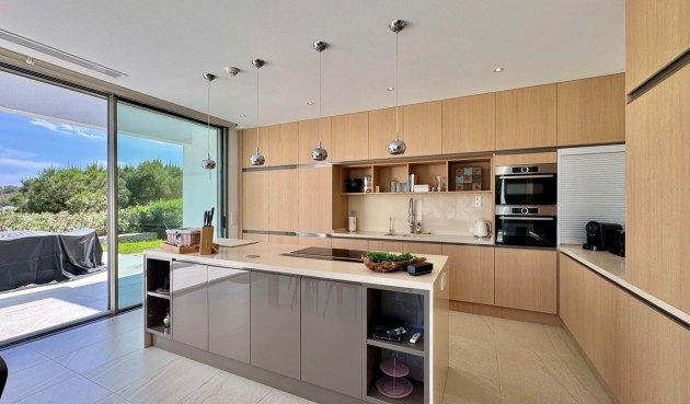 Resale - Villa -
Orihuela - Las Colinas Golf