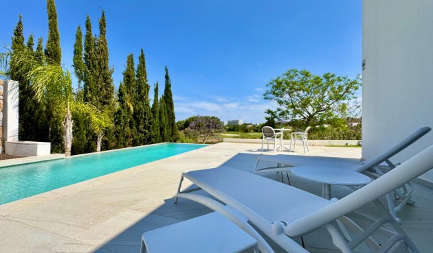Resale - Villa -
Orihuela - Las Colinas Golf