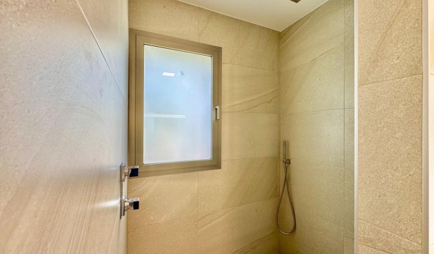 Resale - Villa -
Orihuela - Las Colinas Golf