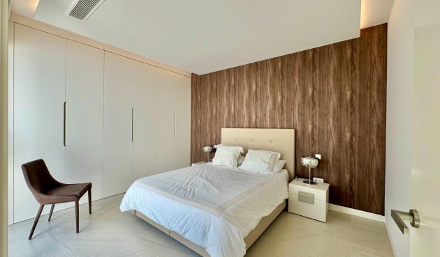 Resale - Villa -
Orihuela - Las Colinas Golf
