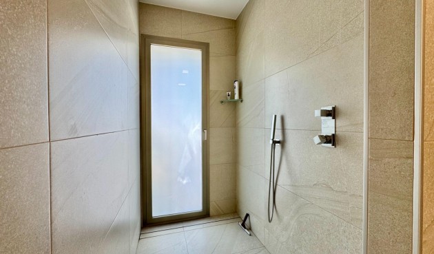 Resale - Villa -
Orihuela - Las Colinas Golf