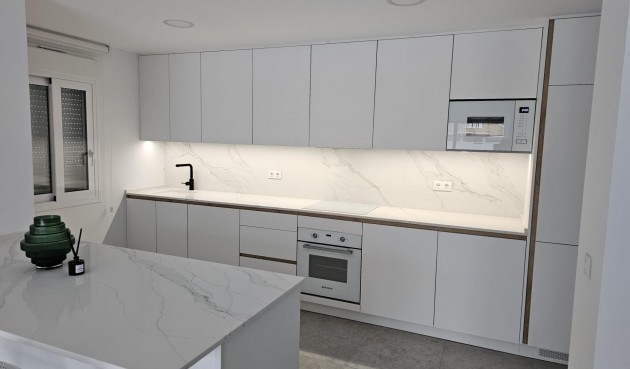 Brukt - Apartment -
Torrevieja - Torreblanca