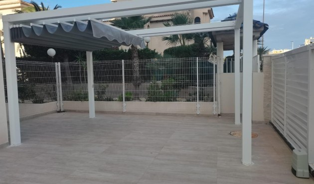 Brukt - Apartment -
Torrevieja - Torreblanca