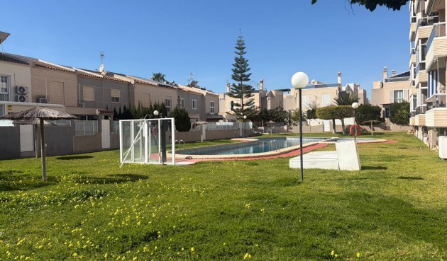 Brukt - Apartment -
Torrevieja - Torreblanca