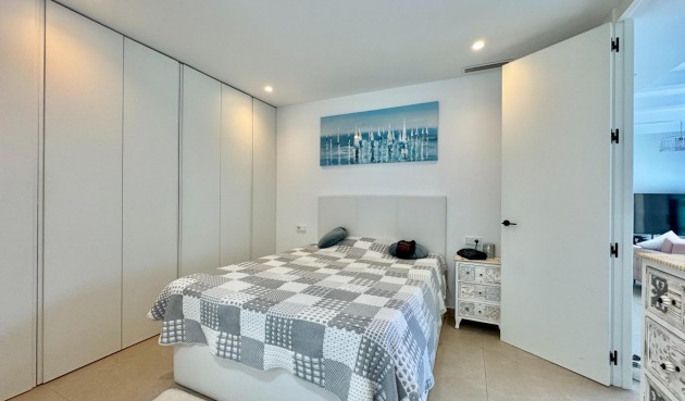Resale - Villa -
San Miguel de Salinas - Blue Lagoon - Galán