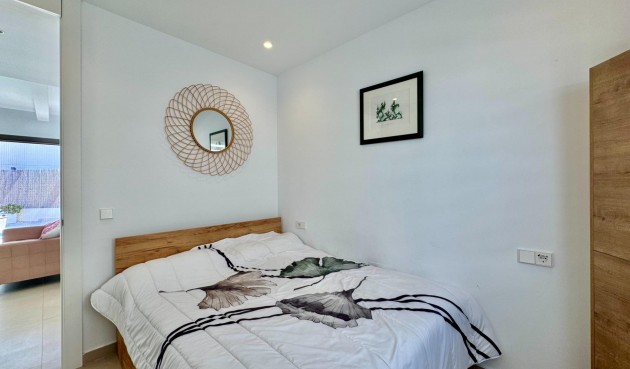 Resale - Villa -
San Miguel de Salinas - Blue Lagoon - Galán