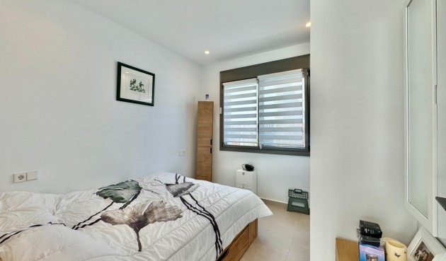Resale - Villa -
San Miguel de Salinas - Blue Lagoon - Galán