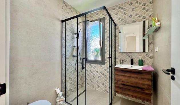 Resale - Villa -
San Miguel de Salinas - Blue Lagoon - Galán