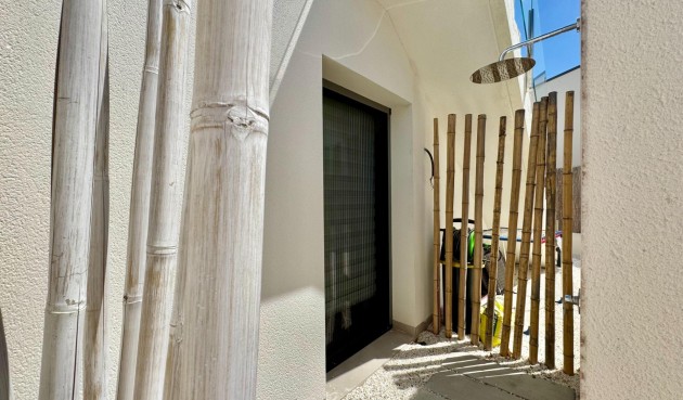 Resale - Villa -
San Miguel de Salinas - Blue Lagoon - Galán