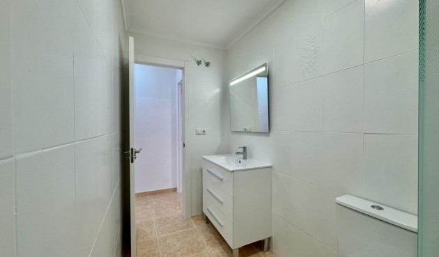 Resale - Apartment -
Torrevieja - Centro