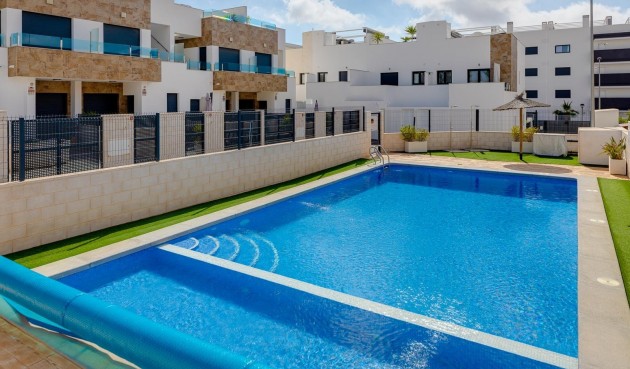 Brukt - Villa -
Villamartin - Orihuela Costa