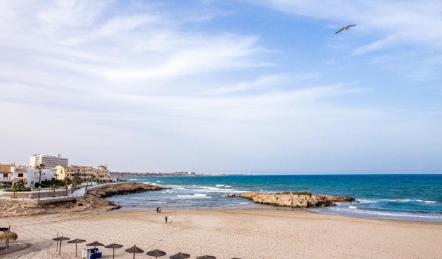 Brukt - Villa -
Villamartin - Orihuela Costa