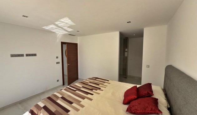 Återförsäljning - Villa -
Orihuela Costa - Villamartín