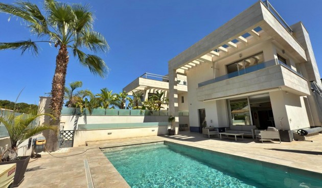 Återförsäljning - Villa -
Orihuela Costa - Villamartín