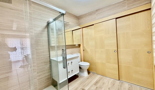 Resale - Town House -
Orihuela Costa - La Zenia