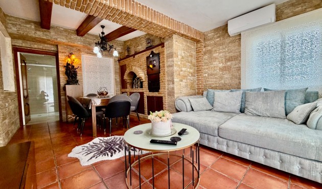 Resale - Town House -
Orihuela Costa - La Zenia