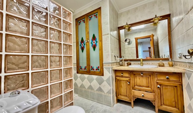Resale - Town House -
Orihuela Costa - La Zenia
