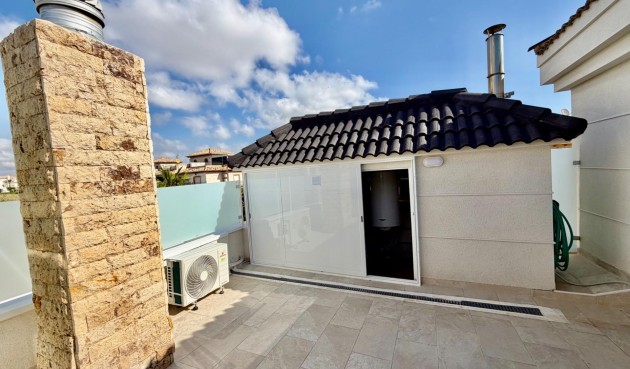 Resale - Town House -
Orihuela Costa - La Zenia