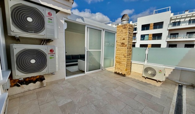Resale - Town House -
Orihuela Costa - La Zenia