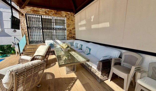 Resale - Town House -
Orihuela Costa - La Zenia