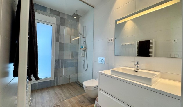 Resale - Apartment -
Orihuela - Las Colinas Golf