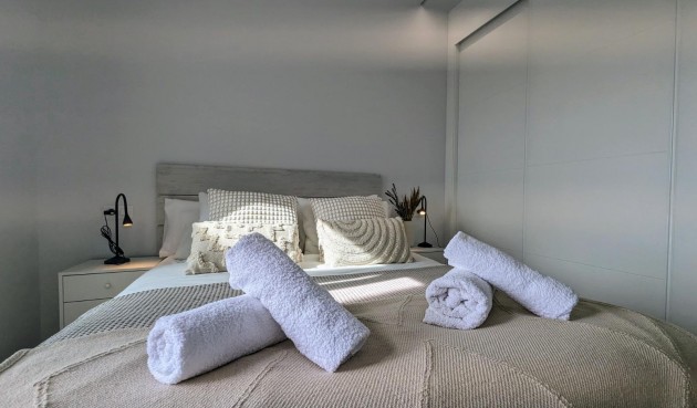 Resale - Penthouse -
Orihuela Costa - Las Filipinas