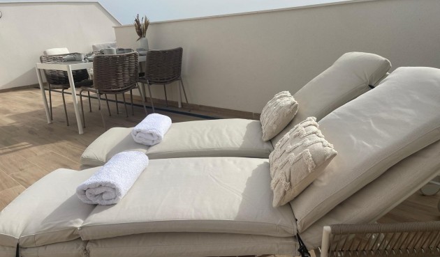 Resale - Penthouse -
Orihuela Costa - Las Filipinas