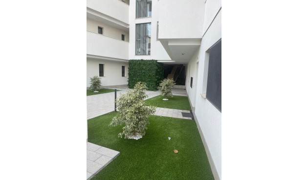 Resale - Penthouse -
Orihuela Costa - Las Filipinas