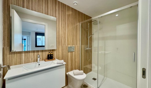 Resale - Apartment -
Torrevieja - Habaneras