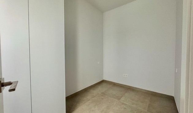 Resale - Apartment -
Torrevieja - Habaneras