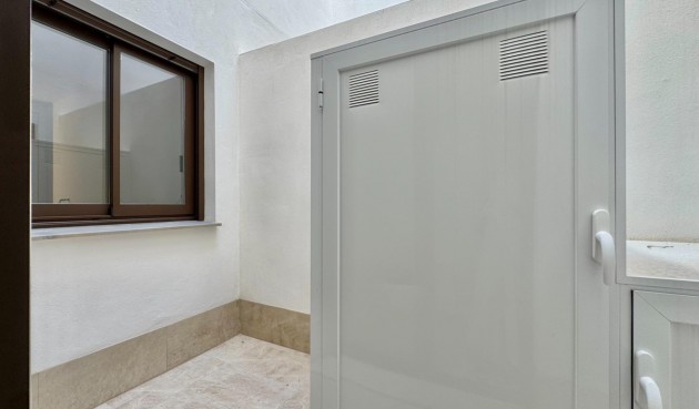 Resale - Apartment -
Torrevieja - Habaneras